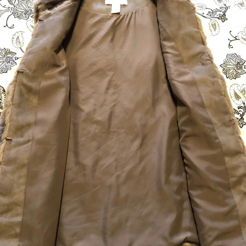 H&M faux fur vest - Picture 3 of 8